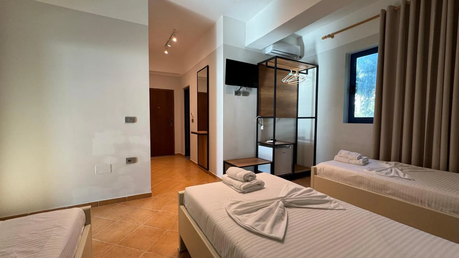 Hotel Cekodhima Radhime