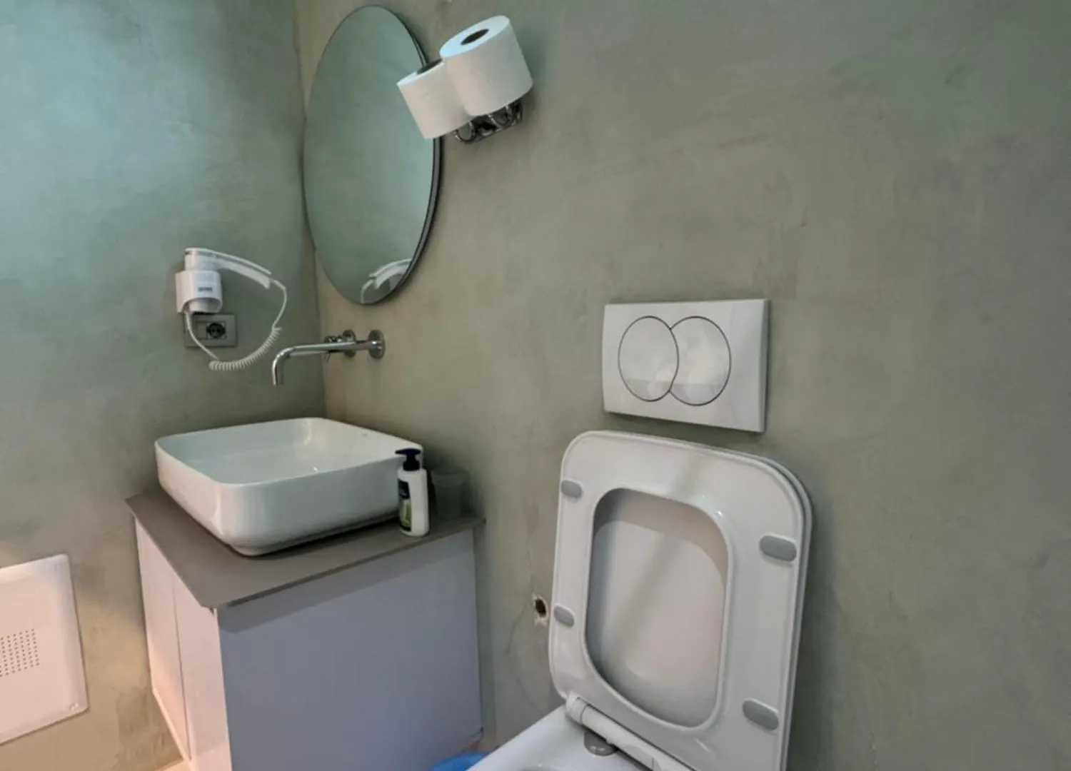 Hotel Cekodhima Radhime 0*,  Albania